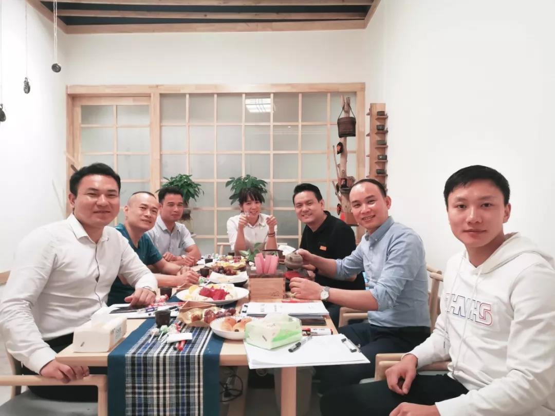 工程、材料中心管理層“裸心會”丨茶短情長，一場來自心靈的對話！